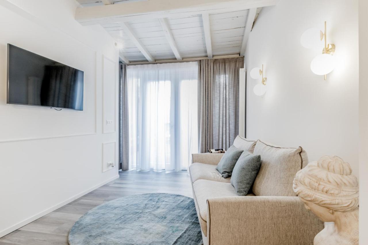 Bbhome Design Suite Apartment Over Trastevere District โรม ภายนอก รูปภาพ
